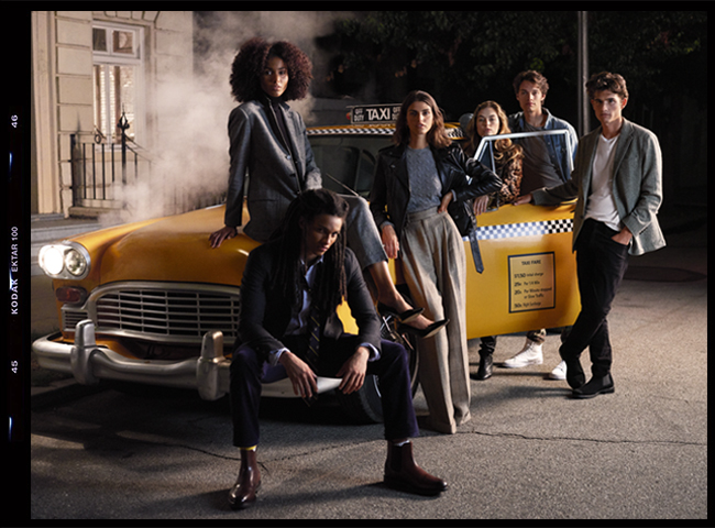 Models portraying Friends cast in taxi scene