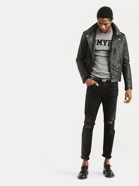 Animation of men and women modeling customization options