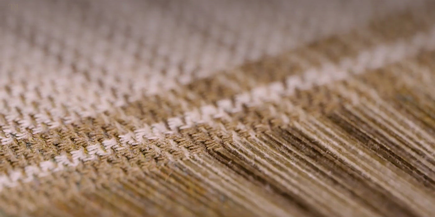 RL Mag - A Different Cloth