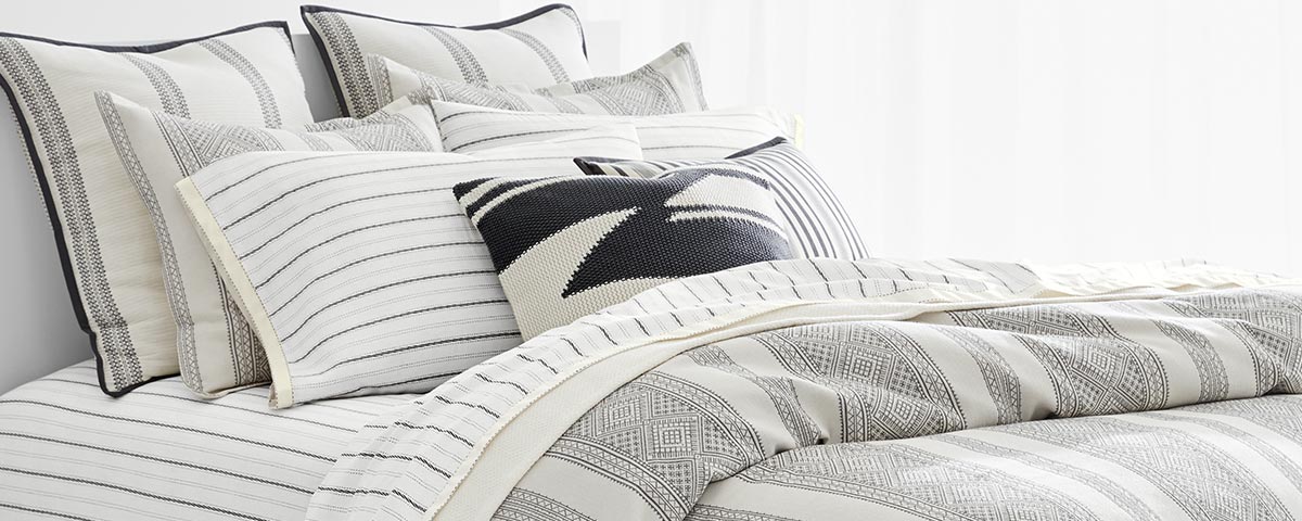 Home Decor Furnishings Bedding And Bath Ralph Lauren Bed With Striped Sheeting In White Navy Lauren Ralph