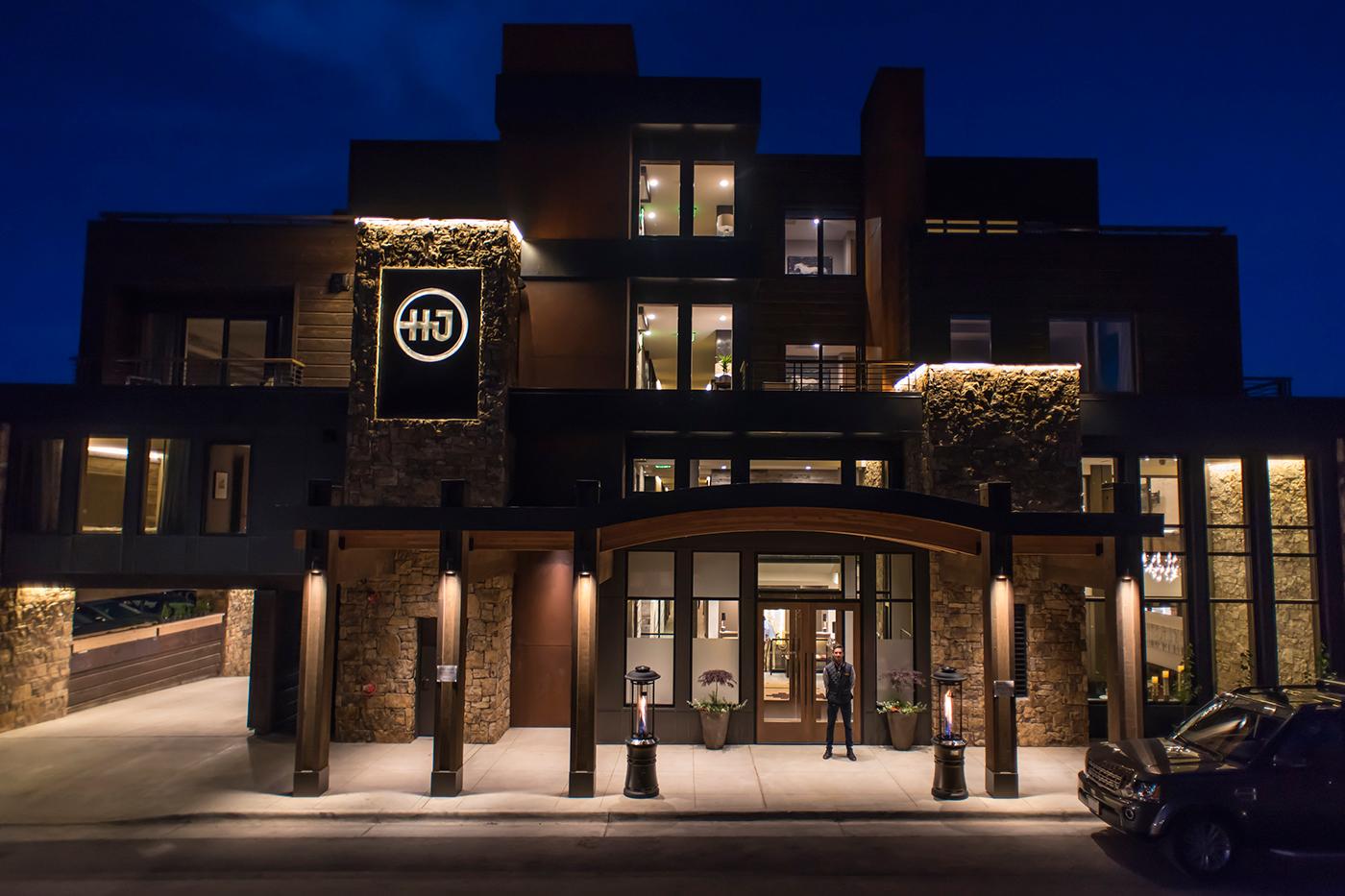 Opened in the summer of 2015, Hotel Jackson offers luxury lodging in the heart of downtown Jackson Hole