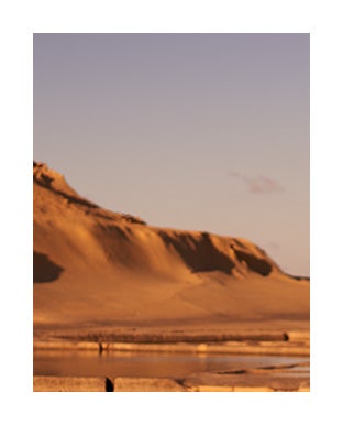 Picture of red desert landscape