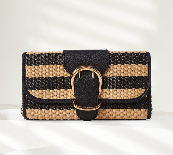 Striped straw clutch.