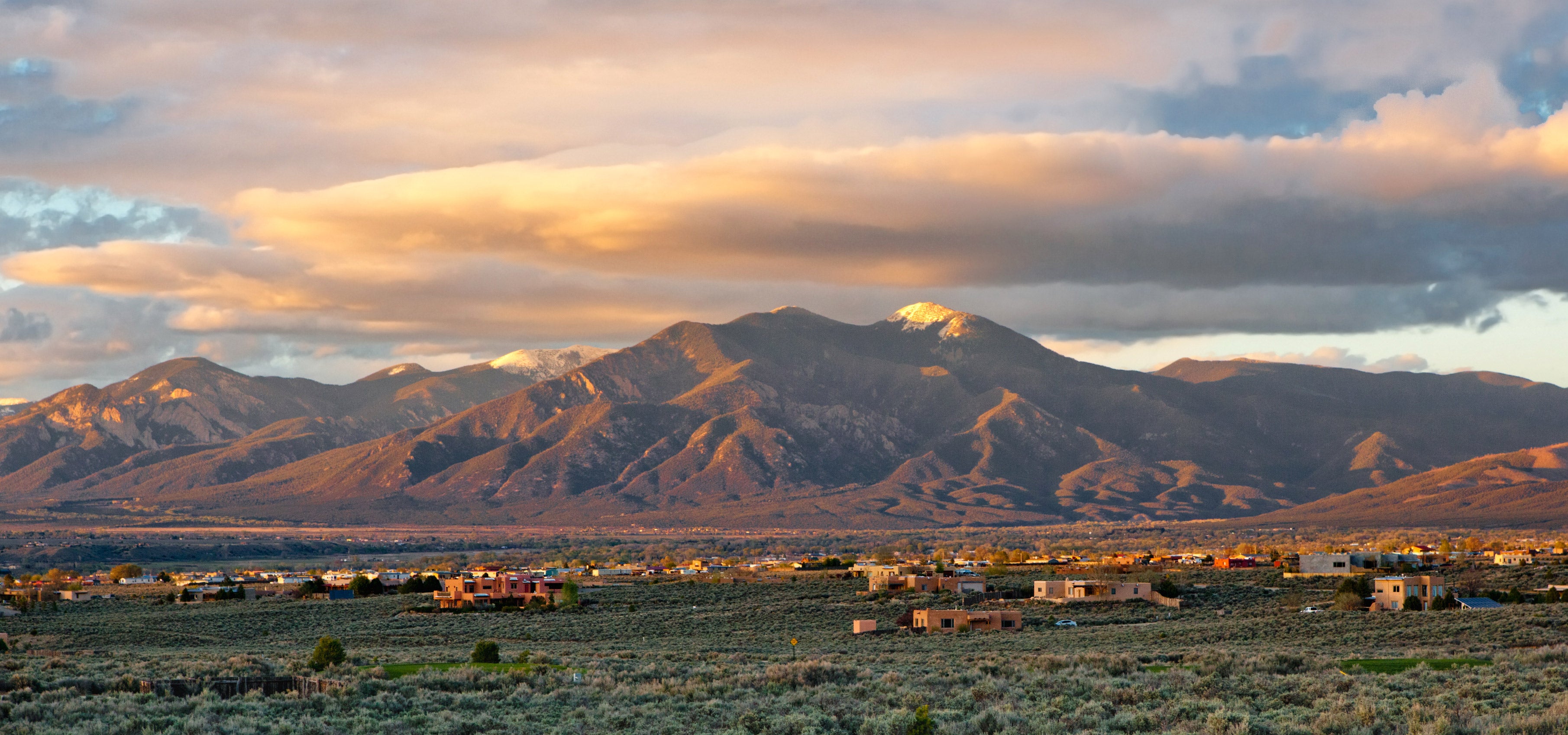 Taos at the foothills of the Sangre de Cristo Mountains